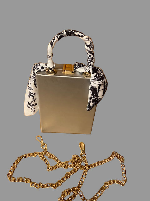Purse with Chain- Silver/Gold