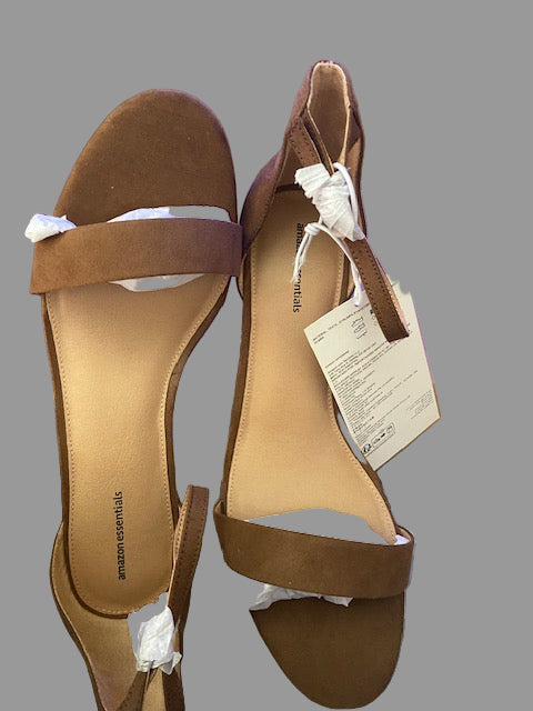 Amazon Essentials Women's Two Strap Heeled Sandal
