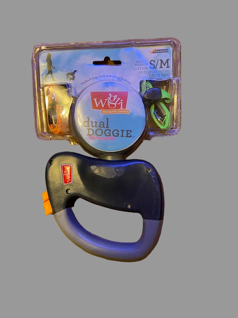 Dual dog retractable leash