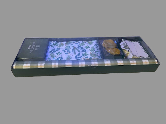 Elum Party Table Set For Holiday Gifting