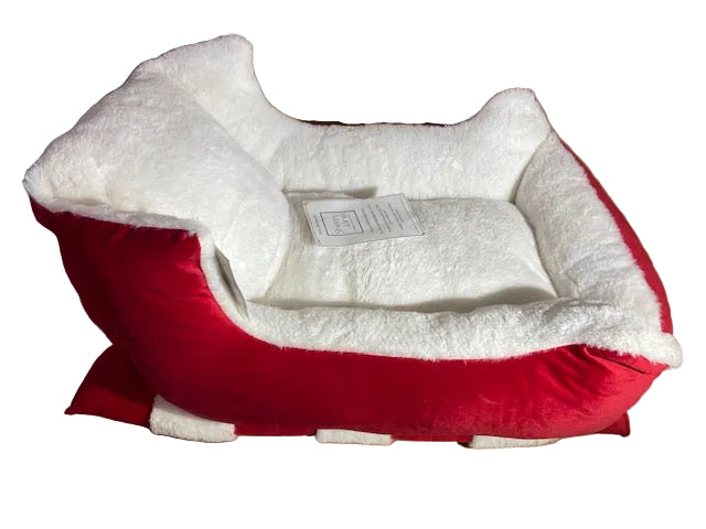 Holiday Sleigh Pet Bed